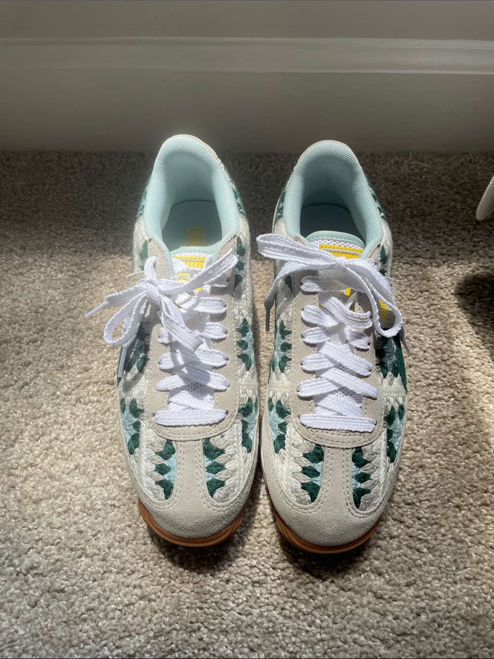 Puma Easy Rider w Crochet Detail Womens 7.5